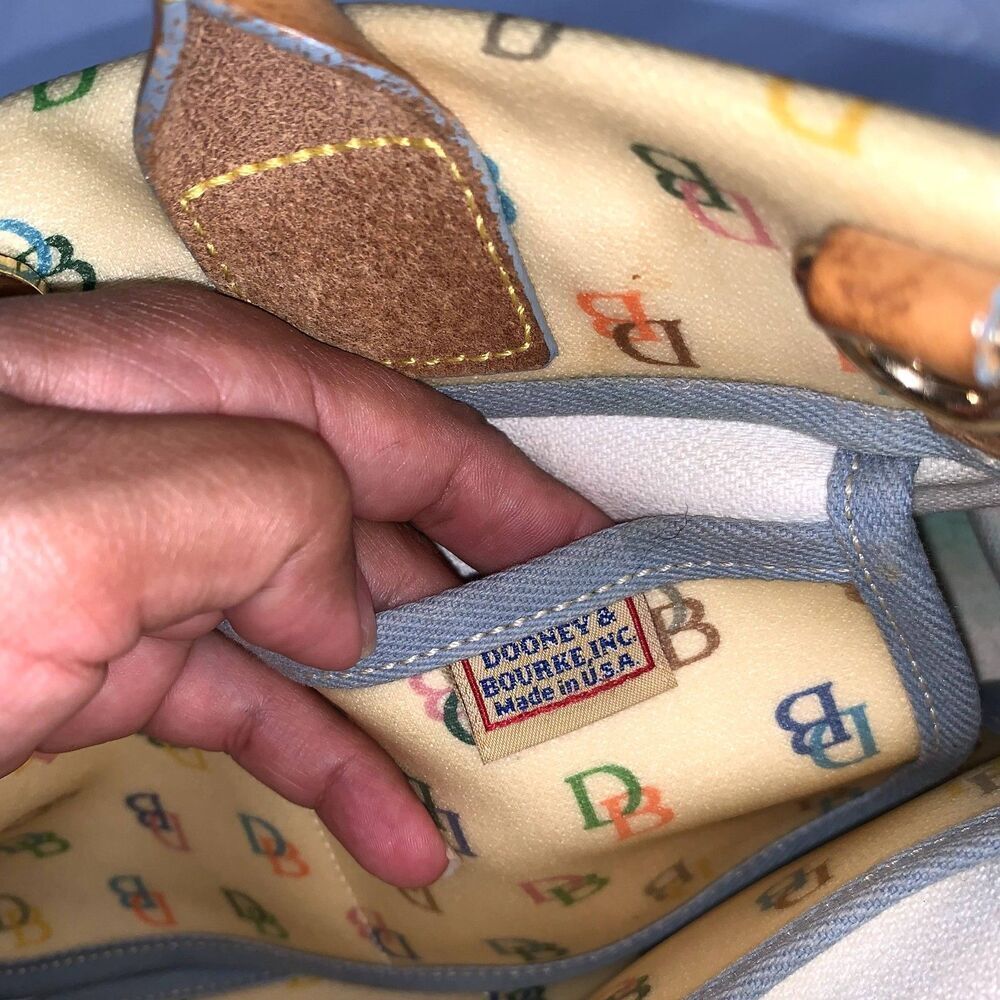 Vintage Y2K Dooney & Bourke Monogram Satchel Dooney & Bourke, genuine leather. - Picture 3 of 12